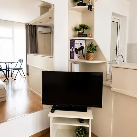 Apartment Sea Garden Flat 2 Bed 2 Bath *